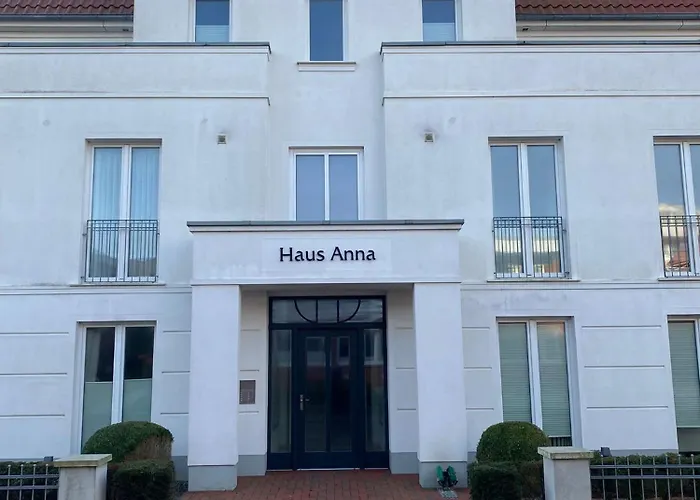 Haus Anna 4 アパート *